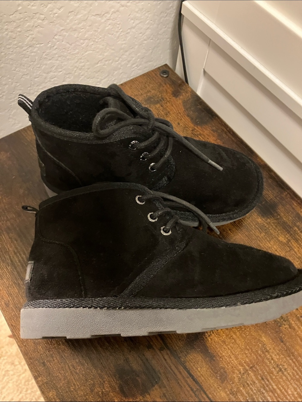 Nautica Black Suede Chukka Boots with Gray Sole